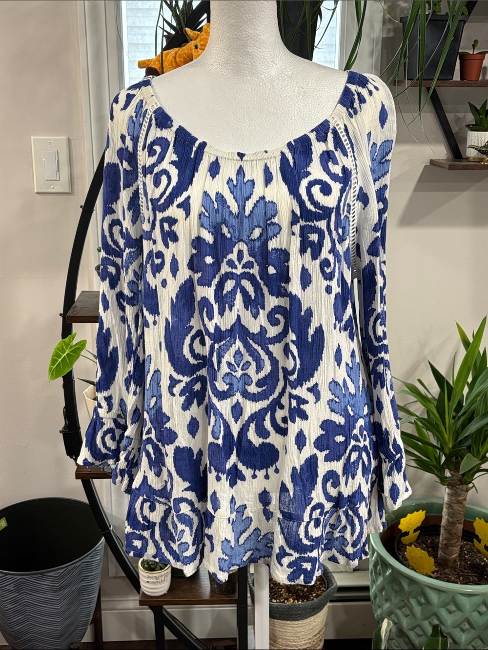INC Blue and White Floral Peasant Blouse size XL